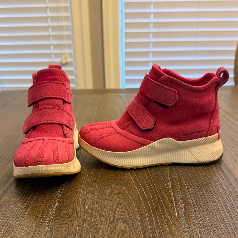 Girls size 13 Sorel Kids Pink Waterproof Boots